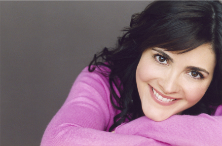 Alison Robertson Photo 24