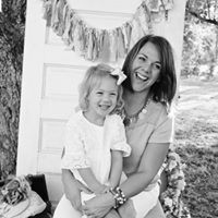 Jessica Riggins Photo 8