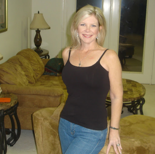 Kathy Vaughan Photo 19