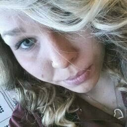 Kristine Reid Photo 8