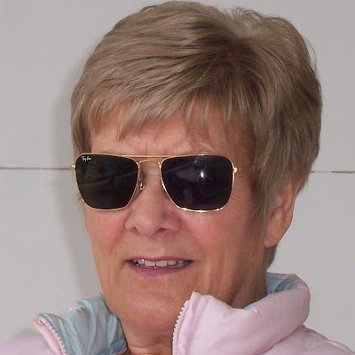 Carole Shaw Photo 12