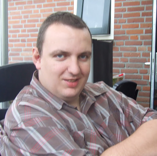 Richard Hendriks Photo 14