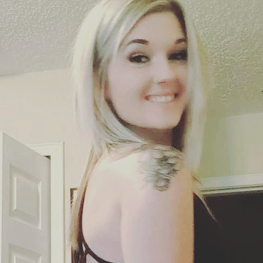 Sara Fleming Photo 24