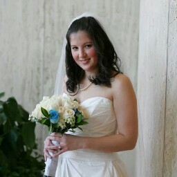 Andrea Nash Photo 38