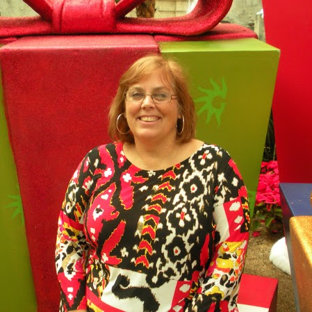 Jana Mueller Photo 30