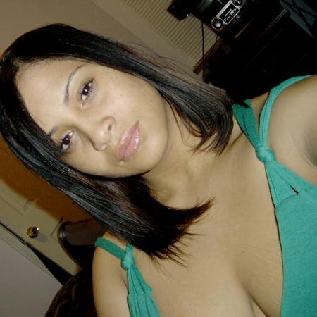 Debbie Manuel Photo 33