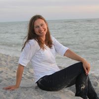 Michelle Wiggins Photo 35