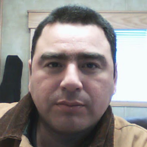 Carlos Luna Photo 42