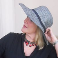 Frances Hunter Photo 38