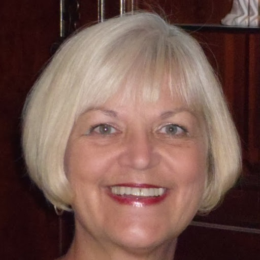 Darlene Robertson Photo 31
