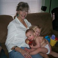 Wanda Kennedy Photo 28