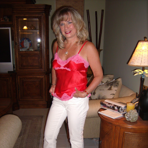 Christine Bliss Photo 14