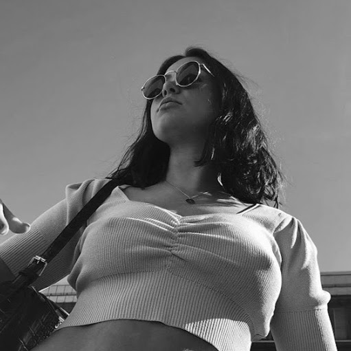 Julia Linden Photo 7