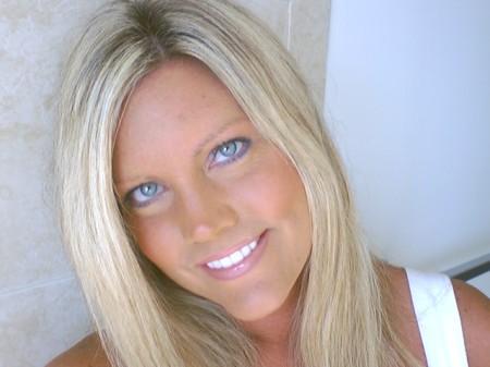 Amanda Tolman Photo 14