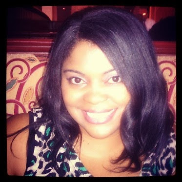 Mona Johnson Photo 23