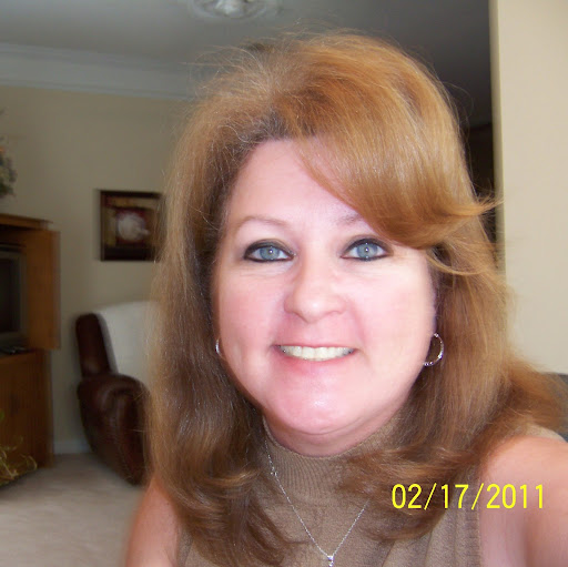 Linda Caruso Photo 34