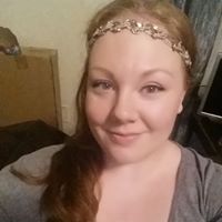 Sarah Lindsay Photo 14