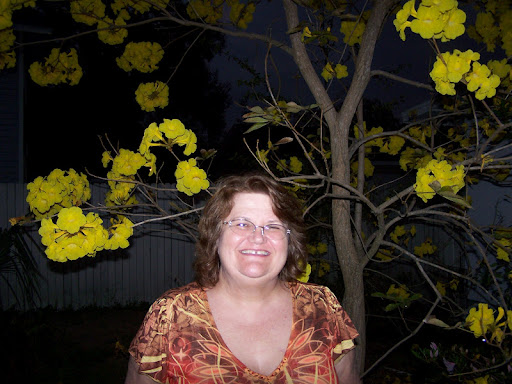 April Sampson Photo 34
