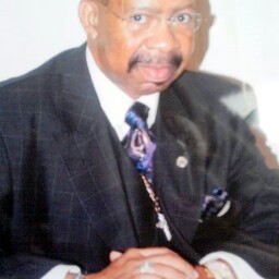 Ralph Long Photo 14
