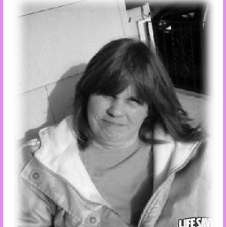 Anne Carroll Photo 27