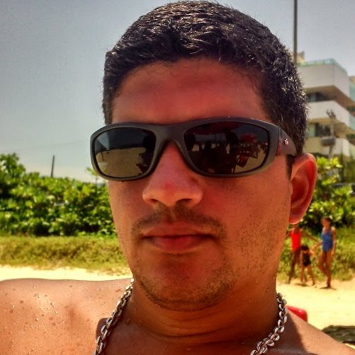 Johnny Castro Photo 14