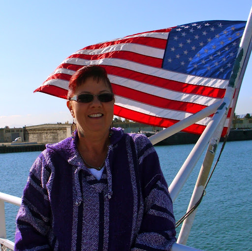 Amy Pelletier Photo 30