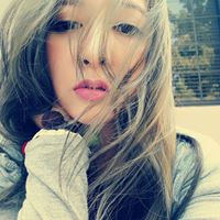 Lin Gold Photo 2
