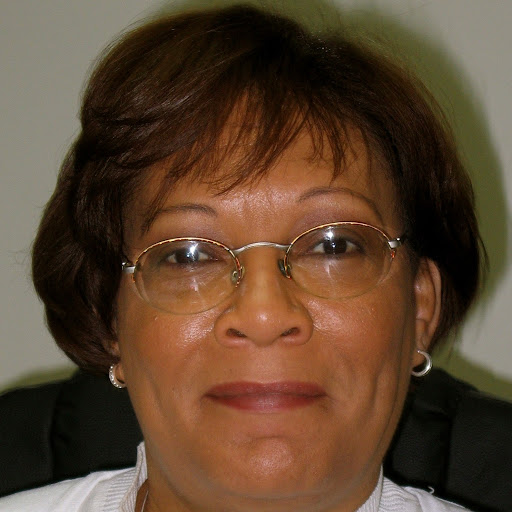Denise Sullivan Photo 9