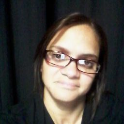 Marie Perez Photo 3