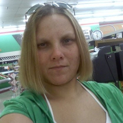 Elizabeth Walden Photo 11