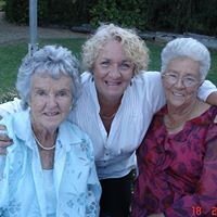 Carol Schofield Photo 32