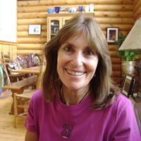 Suzanne Simons Photo 30