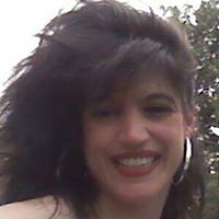 Suzanne Lopez Photo 36