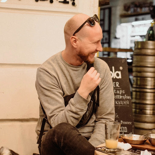 Tony Rowlands Photo 3