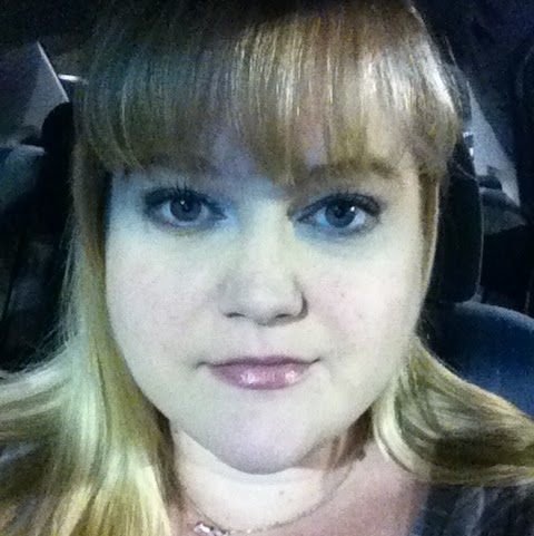 Amanda Hough Photo 13