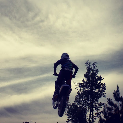 Tyler Singleton Photo 9