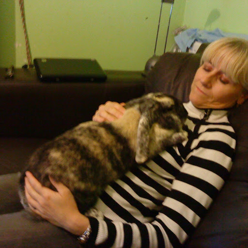 Victoria Carey Photo 38