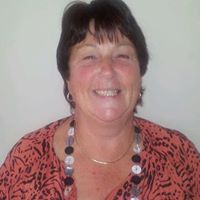 Maxine Cooke Photo 3
