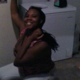 Shana Ingram Photo 22