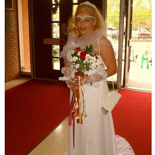Lillian Cruz Photo 23