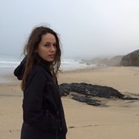 Victoria Hurst Photo 41