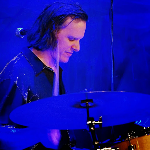 Larry Crowe Photo 21