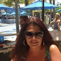 Virginia Hughes Photo 24
