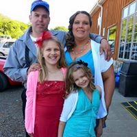 Lisa Unger Photo 26