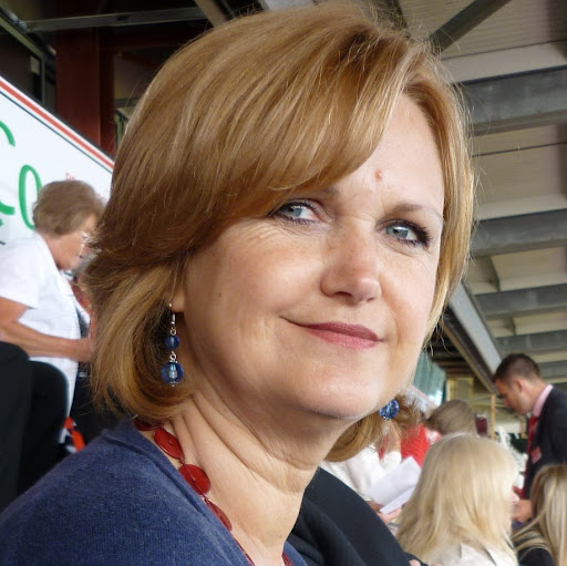 Cheryl Yates Photo 9