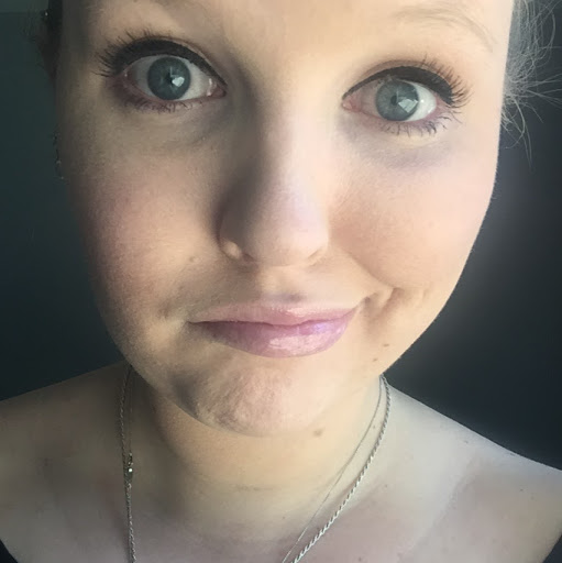 Erika Tyler Photo 27