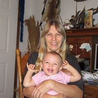 Cindy Lippert Photo 13