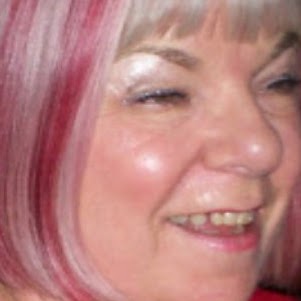 Elizabeth Wiles Photo 23