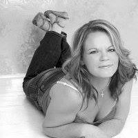 Jennifer Toogood Photo 4