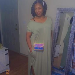 Lyndora Robinson Photo 3